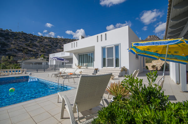 Die Villa Melissa 2 verbindet ein stylish-futuristisches und modernes Design mit Crete, Greece Villa Melissa 2 Entire home vacation rental 16737623