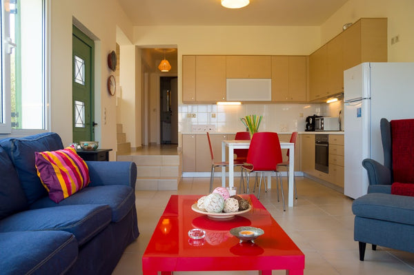 2 Bedroom Modern House close to the Beach<br /><br /><b>The space</b><br />This  Athens, Greece Stylish House Close To The Beach Entire home vacation rental 9223823