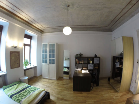 Enjoy your stay in vienna in our spare room. The location is unbeatable. 5min to Vienna, Austria Quiet/spacious room in central shared flat Private room in rental unit vacation rental 6569001