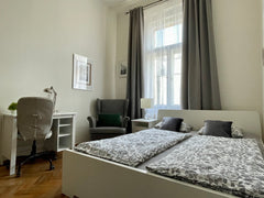 ➤ A chill studio in a super local location<br />➤ Self-check-in (instructions se Prague, Czechia ☘︎ Studio with a Mezzanine Bed☘︎ Entire rental unit vacation rental 49620122