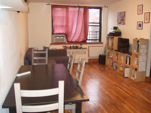 This is a big, renovated and clean 2BR apartment, right on central park and the  New York, NY Rental unit in New York · 2 bedrooms · 3 beds · 1 bath Entire rental unit vacation rental 2612035