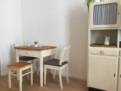 Wer auf der Suche nach einer individuellen und zugleich komfortablen Unterkunft  Vienna, Austria Vintage Chic in Vienna Entire rental unit vacation rental 21116135