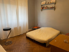 Chambre et salle de bain indépendantes dans maison familiale.<br /><br /><b>The  Villenave-d'Ornon, France Chambre indépendante à 15 minutes de Bordeaux Private room in bed and breakfast vacation rental 656102252996193074