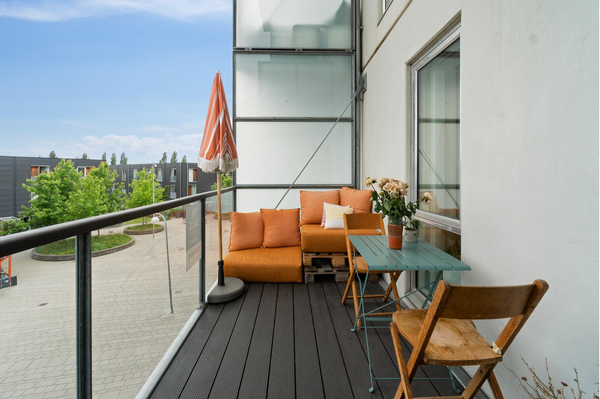 Welcome to a modern community vibe <br /><br />1 minut to nature.<br />2 minutes Copenhagen, Denmark Cosy & functional surrounded by nature and water Entire rental unit vacation rental 42615066
