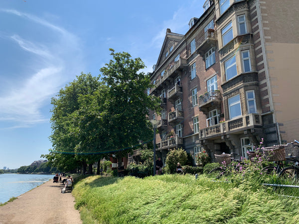 The 220 sum apartment has one of the best locations in Copenhagen. Located in th Copenhagen, Denmark Lakeview in Copenhagen - 220 squaremeters Entire rental unit vacation rental 30990255