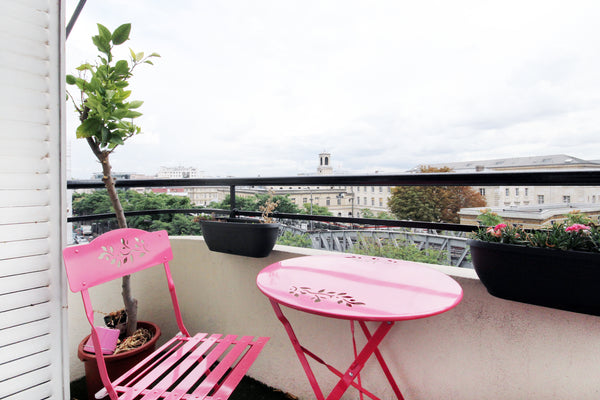 Our 60 square meters apartment will be perfect for your stay in Paris. On the ba Paris, France La Charbonnière Entire rental unit vacation rental 1232383