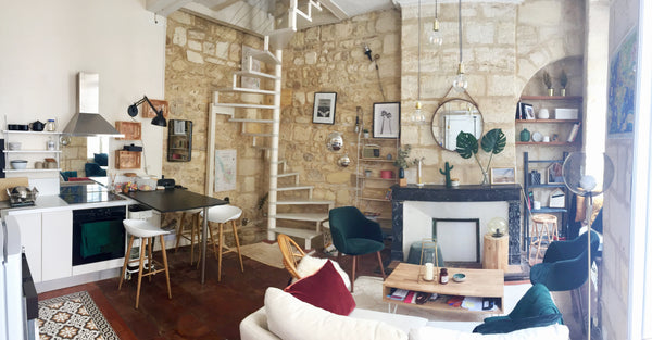 Bienvenue dans votre havre de paix, en plein coeur historique de Bordeaux notre  Bordeaux, France LE typique appart' bordelais, tout équipé 😍 Entire rental unit vacation rental 28042449