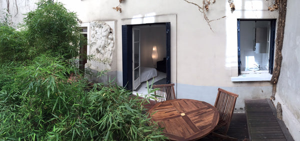 Dans le typique quartier de la rue piétonne Daguerre (tous les commerces de bouc Paris, France Charmant studio avec terrasse aménagée, au calme. Entire rental unit vacation rental 12791597