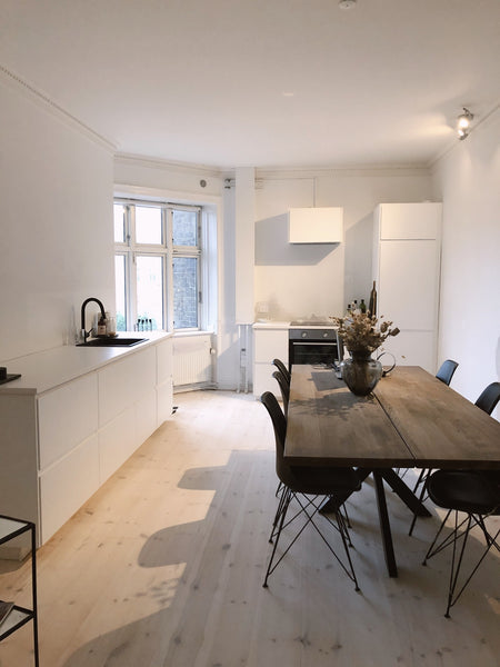 Lovely and cozy apartment, great neighborhood. Close to good bars, eateries in a Copenhagen, Denmark Lovely apartment close to the city Entire rental unit vacation rental 48693859