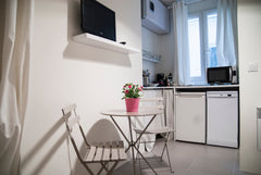Cozy studio in the heart of Paris. <br />Fully equipped studio, with all ameniti Paris, France Studio Saint-Germain des près Entire rental unit vacation rental 6684312