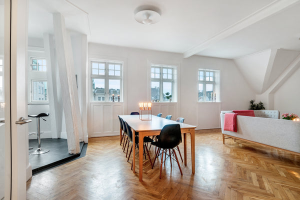 *SMACK BANG IN THE MIDDLE OF COPENHAGEN* <br />The newly renovated, top modern a Hellerup, Denmark DESIGN. COMFORT. LOCATION. MASSIVE 250sqm. ENJOY! Entire rental unit vacation rental 41165535