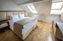 Spacious, comfortable and modern  105m2 Superbe two bedrooms apartment Entire rental unit vacation rental 567282942245061472