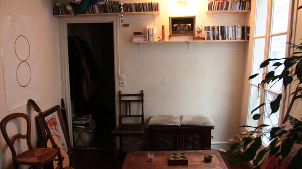Grande chambre dans appartement de 50m² avec un colocataire et un chat.<br /><br Paris, France Chambre au pied de Montmartre Private room in rental unit vacation rental 9705977