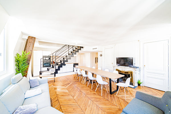 Charmant pieds à terre entièrement rénové, situé dans un immeuble bourgeois rue  Lyon, France Jacobins - Spacieux 16 pers rénové-Place Bellecour Entire rental unit vacation rental 53732052