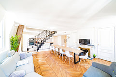 Charmant pieds à terre entièrement rénové, situé dans un immeuble bourgeois rue  Lyon, France Jacobins - Spacieux 16 pers rénové-Place Bellecour Entire rental unit vacation rental 53732052