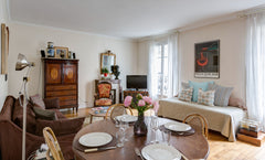 Complimentary pick up from CDG, Orly and all Paris train stations! <br /><br />T Paris, France Spacious Charming Near Eiffel Tower Entire condo vacation rental 2661932