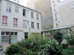 BASTILLE AREA ATELIER D'ARTISTE EN DUPLEX SUR COUR IDEAL FAMILLE OU GROUPE D'AMI Paris, France Bastille duplex artistAtelier on a quiet courtyard Entire loft vacation rental 2680112