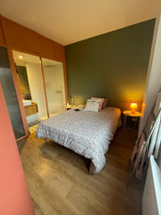 Ce T2 de 32m2 donnant sur cour au calme se situe dans le 9e à Lyon, 2e étage san Lyon, France Nid douillet proche du centre Entire rental unit vacation rental 768855437101236165