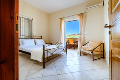 Quiet apartment close to nature but also in the center of Chania (10 minutes fro Ilion, Greece Chania Grand Nature Apartment Entire rental unit vacation rental 45619122