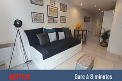  Bordeaux, France ✨Le Conti ✨ Beau studio en enfilade de 24 m2 Entire rental unit vacation rental 567779397164840583