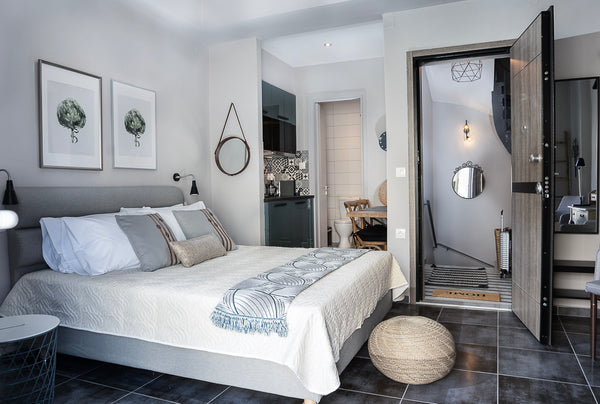 Yasemi Studio is a renovated, urban, apartment with beautiful light in the heart Bologna, Italy Yasemi Studio 1 Entire rental unit vacation rental 26891466