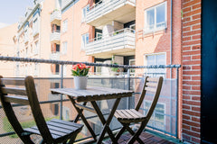 Charming flat very central in Copenhagen in the area of Christianshavn. Canals,   Lively and Colorful Apartment near the Canal Entire rental unit vacation rental 26108381