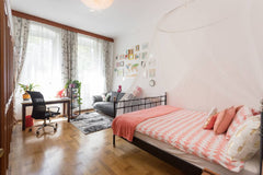 Large modern city apartment in a beautiful old building with good transportation Vienna, Austria Spacious, modern room, 10 mins from central Vienna Private room in rental unit vacation rental 20621862