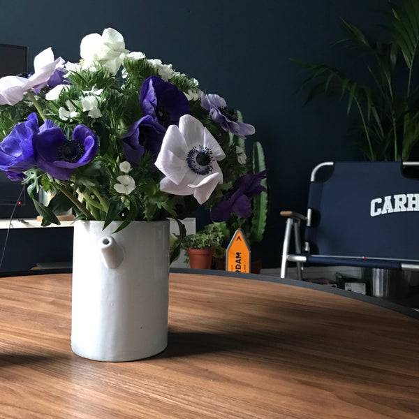 Nous venons d'investir un nouvel appartement et nous n'attendons qu'une chose, v Paris, France La jungle, le bleu et le laiton au pied du métro Entire rental unit vacation rental 17822156