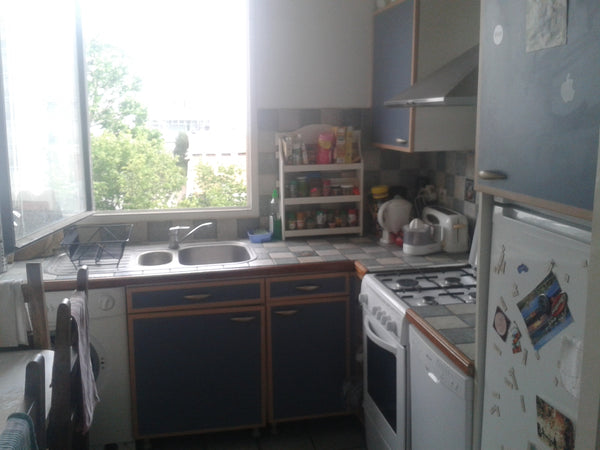 Je sous loue ma chambre du dimanche 9 août au mardi 25 Aout au sein d'une charma Paris, France Chambre dans coloc Août Private room in rental unit vacation rental 6709995