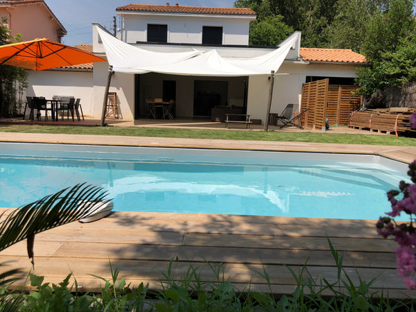 Maison très lumineuse, calme, jardin, piscine à l’abri des regards. Vous êtes a  Le Bouscat, France Maison piscine sans vis à vis accès plage et vill Entire home vacation rental 24179087