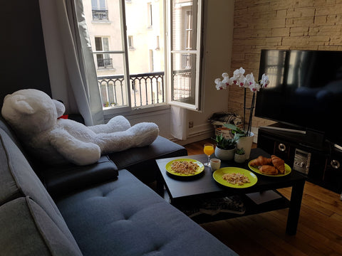 Appartement de 45m2, 4eme étage sans ascenseur. il est situé au coeur du 11ème a Paris, France Appartement moderne et tranquille au cœur de Paris Entire condo vacation rental 29717496