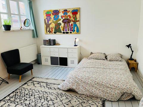 Beautiful bright room, in a quiet area. With the Gare du Midi one street away, e Brussels, Belgium ”Noé” Chambre privée dans duplex Private room in rental unit vacation rental 50113184