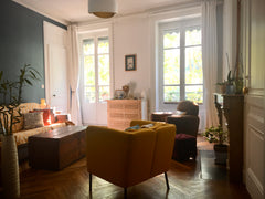 Bienvenue à Lyon :)<br /><br />Nous vous accueillons dans notre appartement situ Lyon, France Magnifique appartement avec vue sur quais de Saône Entire condo vacation rental 693945381616665330