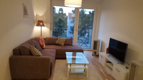 Brand new modern apartment by the Danube river with a balcony. In terms of locat Vienna, Austria Brand new flat by the UN/River Danube !! - 52 sqm! Entire rental unit vacation rental 38099350