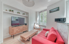 Stay in a fully equipped apartment just a few minutes' walk from Lyon's transpor  Apt in Lyon - close center and transports Entire rental unit vacation rental 668420367888847205