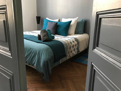 Nous vous proposons une chambre/studio à quelques minutes du centre de Bordeaux  Bordeaux, France Le Clos de Sali     (Chambre - Studio) Private room in townhouse vacation rental 41905457