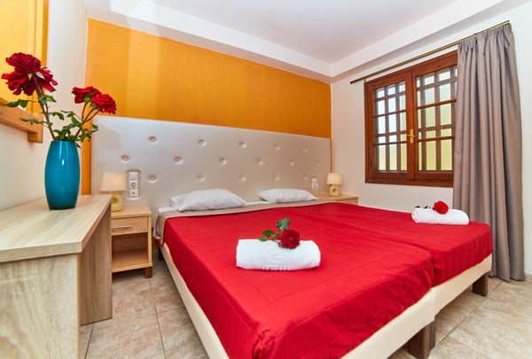 It is only 33 km away from Heraklion international airport and port and only 10  Malia, Crete, Greece Villa Diasselo - Economy Apartment X 3 Entire rental unit vacation rental 4757764