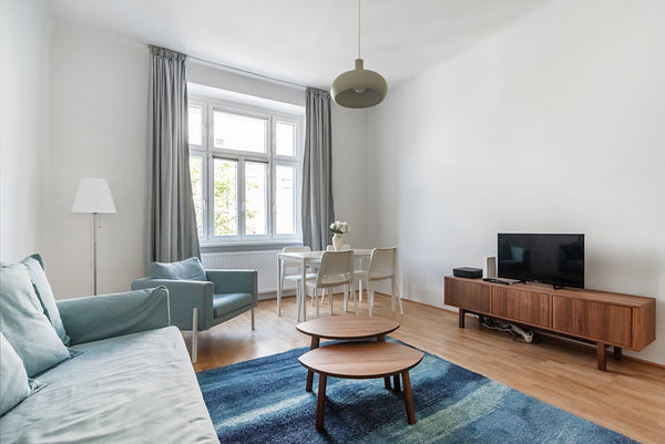 This newly renovated apartment is located 2 minutes walk from the station Traise Vienna, Austria UNIVERSUM APARTMENT Entire rental unit vacation rental 36472110