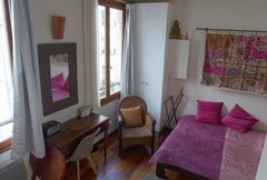 Chambre/studette de 15m2, avec entrée  indépendante de notre appartement au cœur Paris, France Jolie studette Faubourg Saint Denis Private room in rental unit vacation rental 15334339