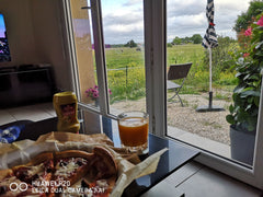 maison avec jardin dans un quartier très calme 10 minute de bordeaux centre  ,a  Bordeaux, France maison avec jardin Private room in home vacation rental 49906090