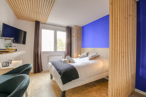 You will have a pleasant stay in this refurbished and well-equipped studio for y Lyon, France Modern studio near Part Dieu station Entire rental unit vacation rental 42276653