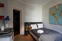 You will be staying in the guest room behind Vogelkop - a natural wine and coffe Copenhagen, Denmark Large bedroom behind coffee shop next to Metro Private room in guest suite vacation rental 10820240
