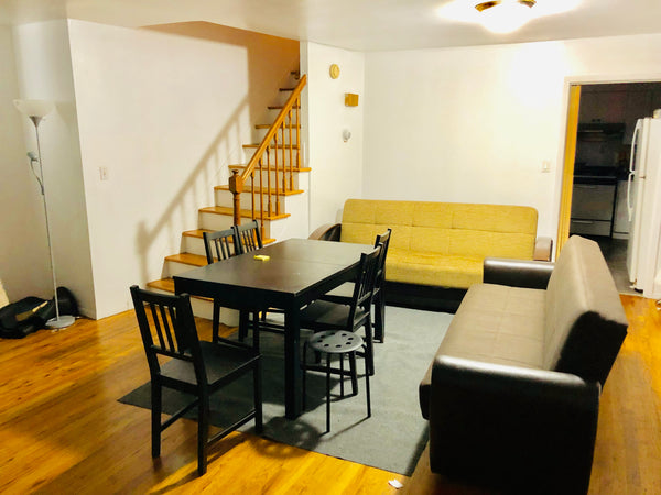 Home in Brooklyn · 3 bedrooms · 1 bed · 1.5 baths Private room in home vacation rental 39921190