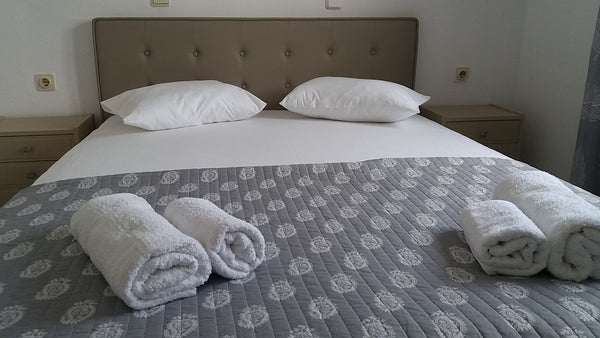 Billkost apt is located in Analipsi, Makry Gialos. It is 30m away from the sea a Greece Billkost apt Entire rental unit vacation rental 27849959