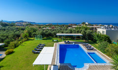 Spacious villa with large private garden, swimming pool,  children s pool and  l Kriti, Greece Deep Dive Pool Villa Entire home vacation rental 723630