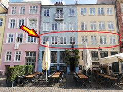 Guldmagerens Hus is located in the new end of Nyhavn and it is named after the a Copenhagen, Denmark [Luxury] Guldmagerens Hus, Nyhavn 59 Entire rental unit vacation rental 36143774