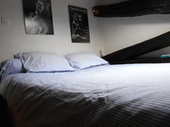 En plein St Germain des Prés, dans une petite rue typique et tranquille, loue un Paris, France Paris 6 Appartement dans un ancien couvent du 17èm Entire condo vacation rental 12907964
