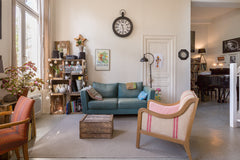 En plein coeur de la Croix-Rousse, en haut de la colline avec la plus belle vue  Lyon, France Appartement cosi  avec vue, idéalement placé! Entire rental unit vacation rental 25929253