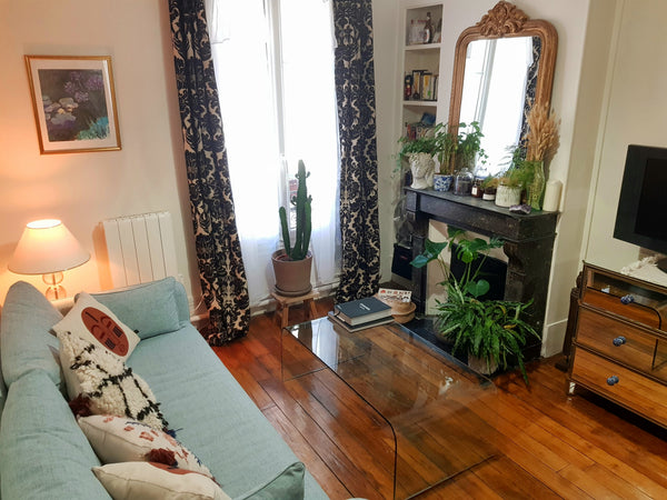 EN : Superb 35m² parisian style one bedroom apartment, one livingroom and separa Paris, France Calm & cosy 1 bedroom flat + working space 2 métro Entire rental unit vacation rental 19078106