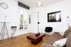 Location, location, location : Most convenient way to visit Paris.<br /><br />In Paris, France appartement centre Sopi Montmartre Entire rental unit vacation rental 2909384